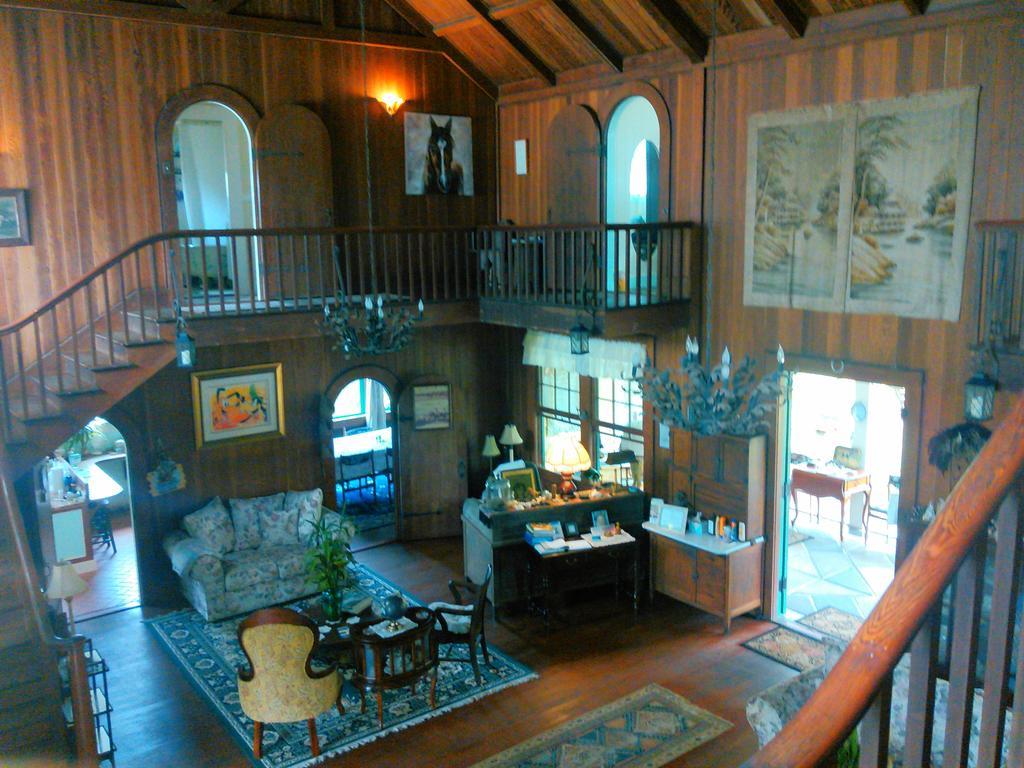Maureen'S Bed And Breakfast Hilo Exterior photo